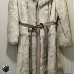 Elegant Cream Fur Coat
